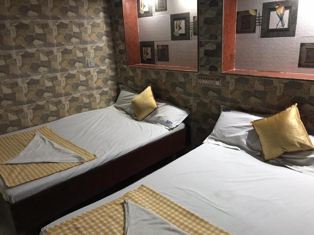 Hotel Rehoboth Kanyakumari Exteriör bild